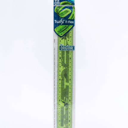 Regla plástica Maped Twist’n Flex flexible y transparente, disponible en 15 cm y 30 cm, resistente a roturas.