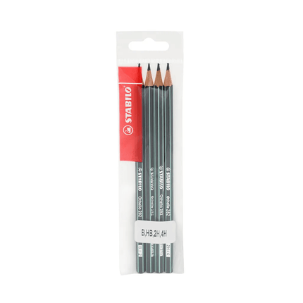Set de cuatro lápices de dibujo Stabilo Othello 282/4OSC con graduaciones 2B, 4B, 6B y 8B, cuerpo hexagonal verde rayado y punta roja, sobre fondo blanco.