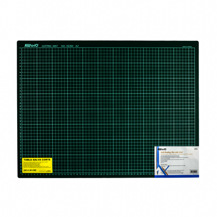 Tabla salvacorte Kw-Trio verde tamaño A2 con cuadrícula centimétrica, superficie autorregenerativa y diseño en capas, ideal como base de corte para manualidades.